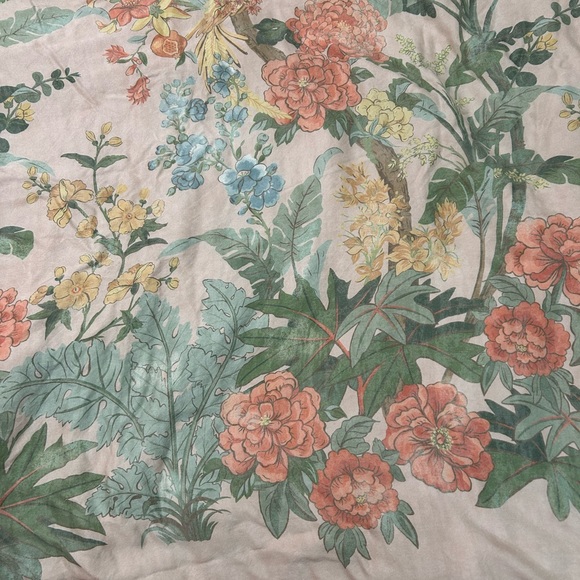 Pottery Barn Blush Floral - 2 standard pillow cases and 3 Euro shams. - Picture 4 of 7